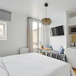 Stylish Architect Studio Near The Marais